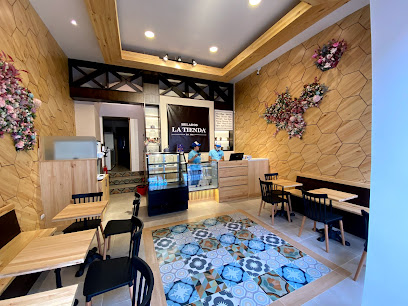 HELADOS LA TIENDA Parque Calderon