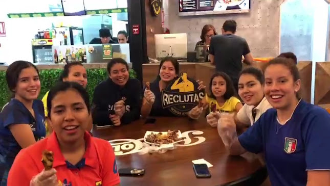 Opinii despre RECLUTAS WINGS & BEER în Guayaquil - Gastronomía y hostelería