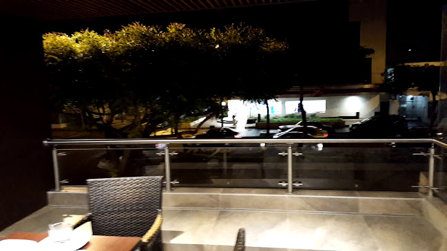 Victor Emilio Estrada 302, Guayaquil 090511