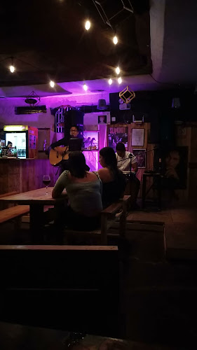 BARBAROS MUSIC ROCK CAFE BAR - Santo Domingo