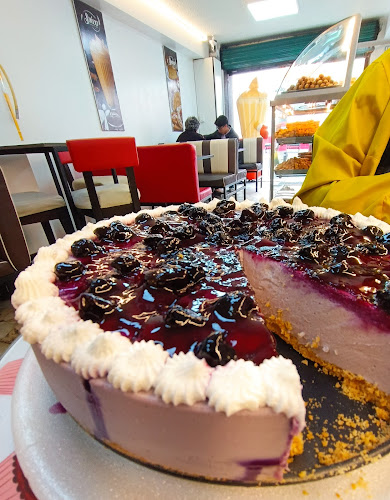 SUIZA Panadería & Pastelería - Ambato
