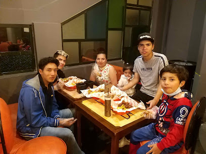 aLabuena Bar & Lounge