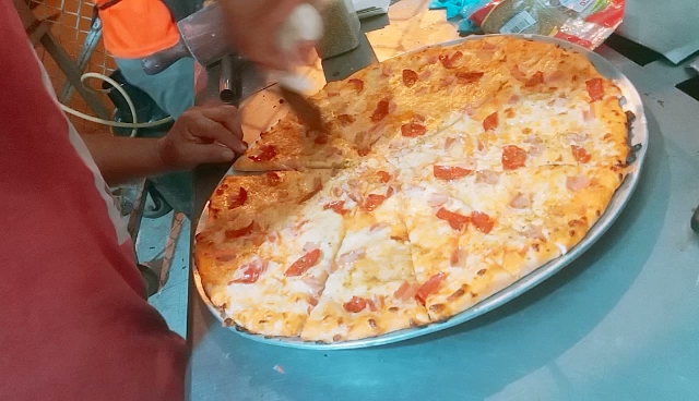 Opinii despre Las palmas pizzeria în Esmeraldas - Gastronomía y hostelería