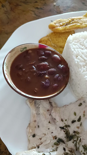 Opinii despre Restaurant Las Hamacas în Esmeraldas - Gastronomía y hostelería