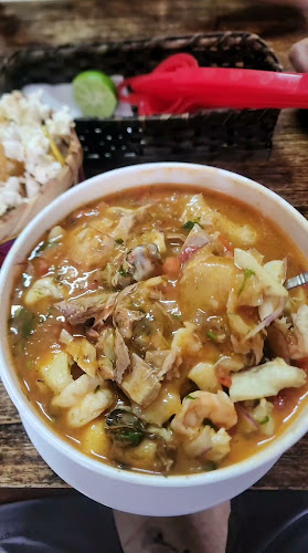 Opinii despre Marisquería LA FRAGATA în Quito - Gastronomía y hostelería