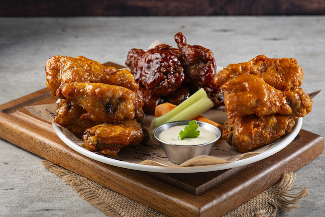 Av. Pdte. Juan de Dios Martínez Mera &, Guayaquil 090511