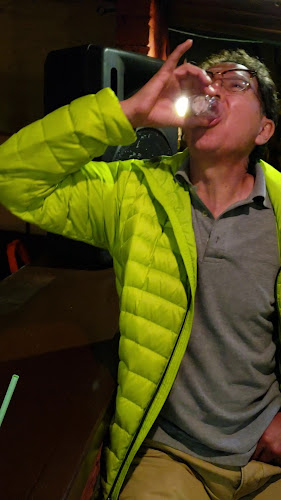 Opinii despre Cuatemoc în Ambato - Gastronomía y hostelería