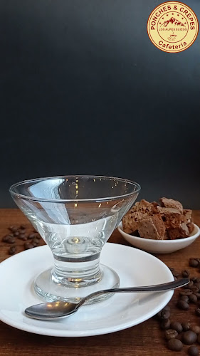 Comentarii opinii despre Cafetería PONCHES & CREPES