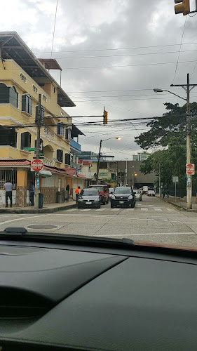 R4W5+P9R, Guayaquil 090513