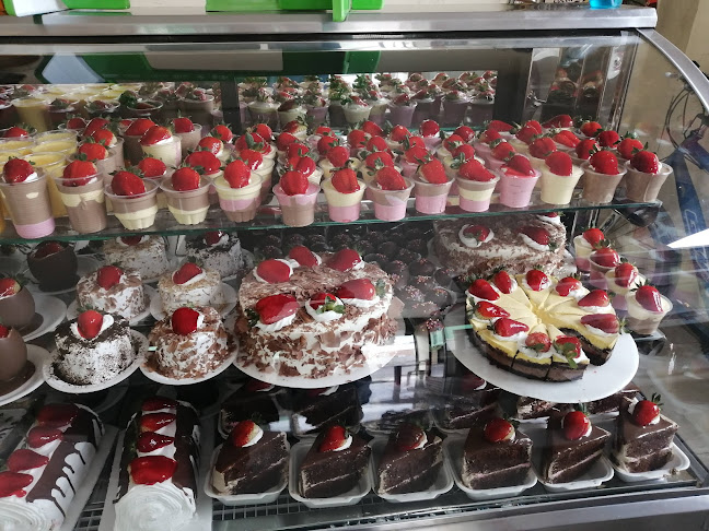 PANADERÍA y PASTELERÍA "PAN AVELLANAS " - Riobamba