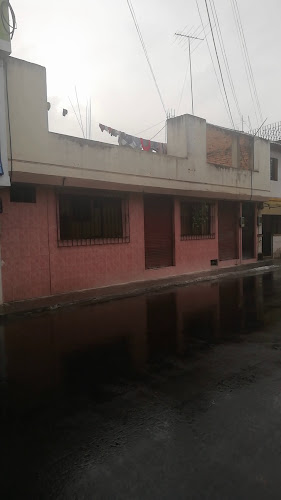 Opinii despre Parrilladas Bufalos în Latacunga - Gastronomía y hostelería