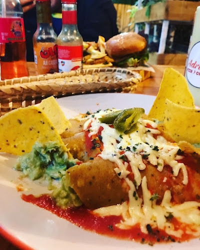 Opinii despre Adriano's Chipotle în Gualaceo - Gastronomía y hostelería