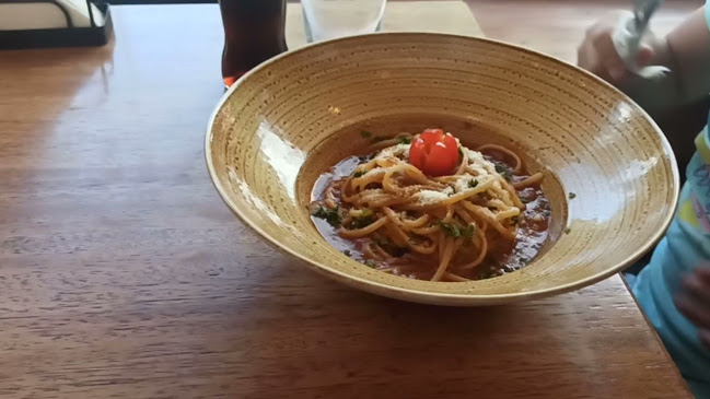 Opinii despre AMARELO CAFE RESTAURANTE în Baños de Agua Santa - Gastronomía y hostelería