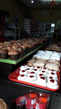 Opinii despre Valentina în Cuenca - Gastronomía y hostelería