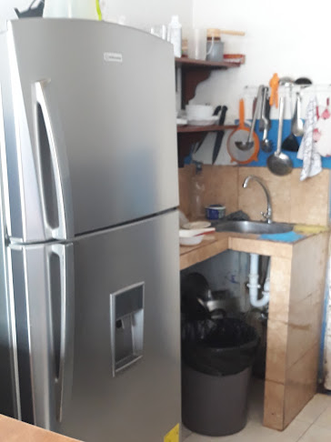 Comentarii opinii despre Desayunos Y Almuerzos "Sabores de mi Hogar"