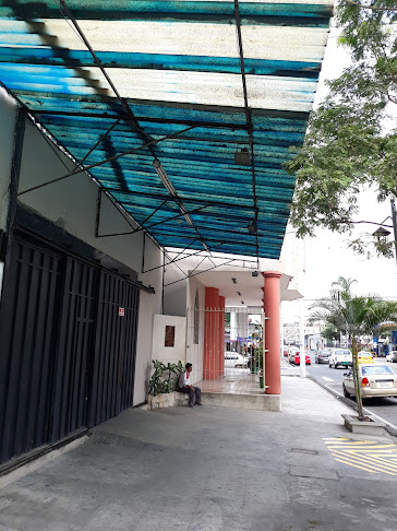 Cerca la gasolinera Petroecuador - Guayaquil