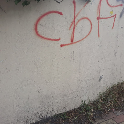 Comentarii opinii despre LA TABERNA BAR KARAOKE