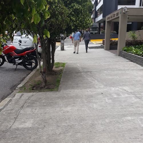 Room Gastro Wine Bar - Quito