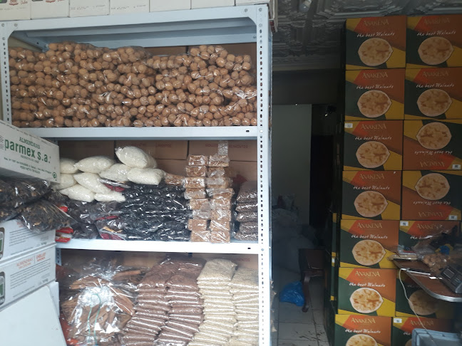 Comentarii opinii despre Frutos Secos