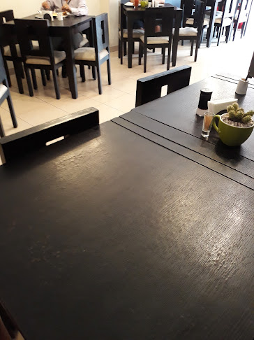 The Office Bar Restaurant - Guayaquil