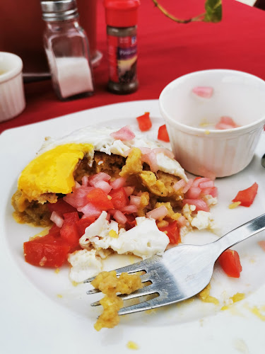 Opinii despre Café pasado (esquina) în Guayaquil - Gastronomía y hostelería