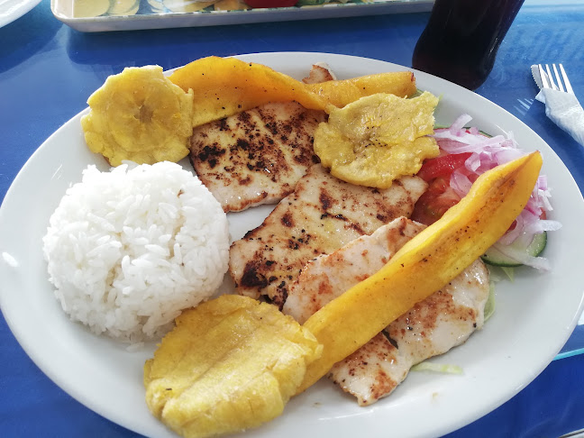 Opinii despre Alas Delta Resturant în Crucita - Gastronomía y hostelería