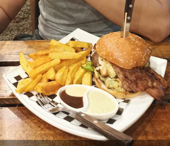 CaberNetBarRestaurant - Gastronomía y hostelería