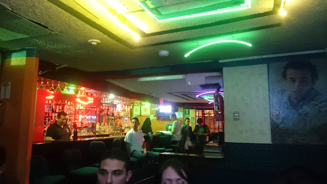 Opinii despre Julio's Karaoke Bar în Quito - Gastronomía y hostelería