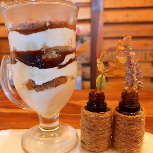 La Palette, Pedernales