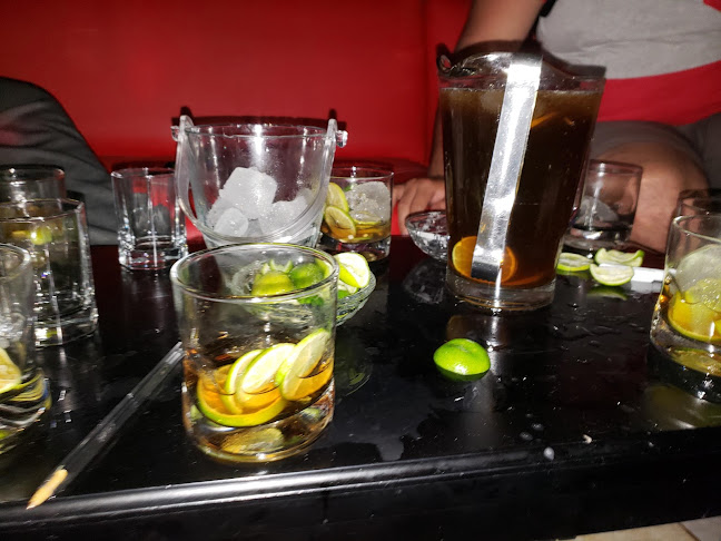 Opinii despre Bar karaoke "RED BAR" în La Troncal - Gastronomía y hostelería