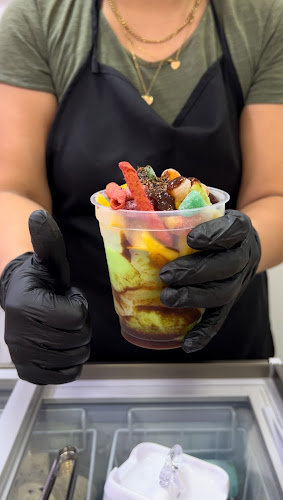 Opinii despre Yelo Helados Artesanales în Machala - Gastronomía y hostelería