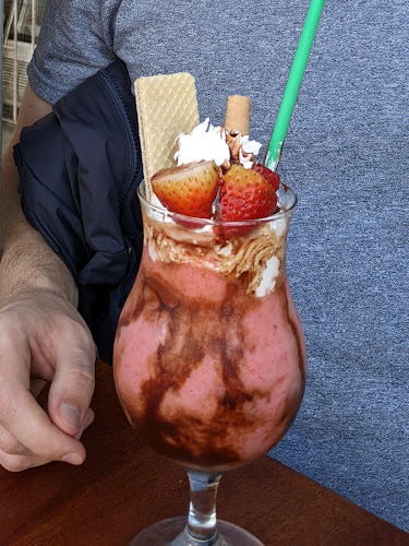 Batidos & helados al paso - Gastronomía y hostelería