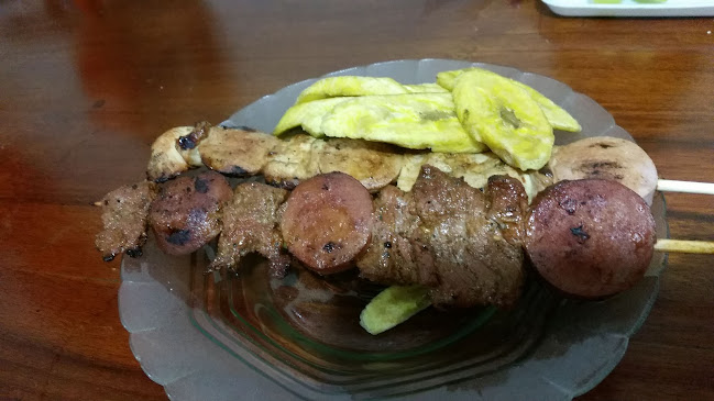 Chuzos Y Hamburguesas "Don Byron" - Chone