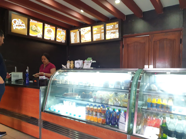 Opinii despre Helechos De Guayabal Restaurante în Buena Fe - Gastronomía y hostelería