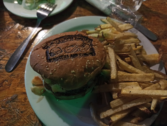 The Garden House Burguers & Chorys - Quito