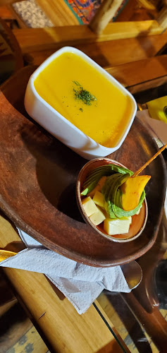 Eloy Alfaro, Entre Ambato y, Oriente, Baños de Agua Santa 180301