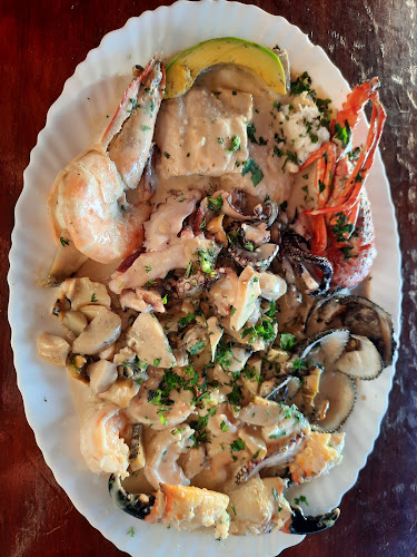 Playa chulluype, Ballenita