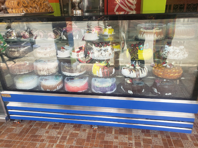 Panaderia y Pasteleria Postreilan