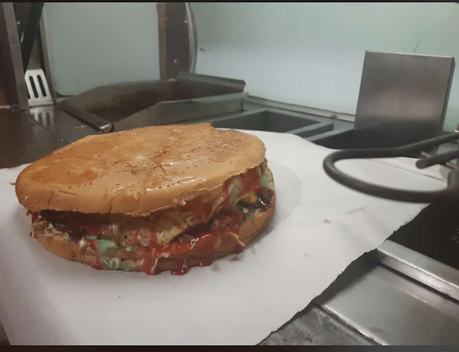 HAMBURGUESAS RUEDA DE CAMIÓN - Guayaquil