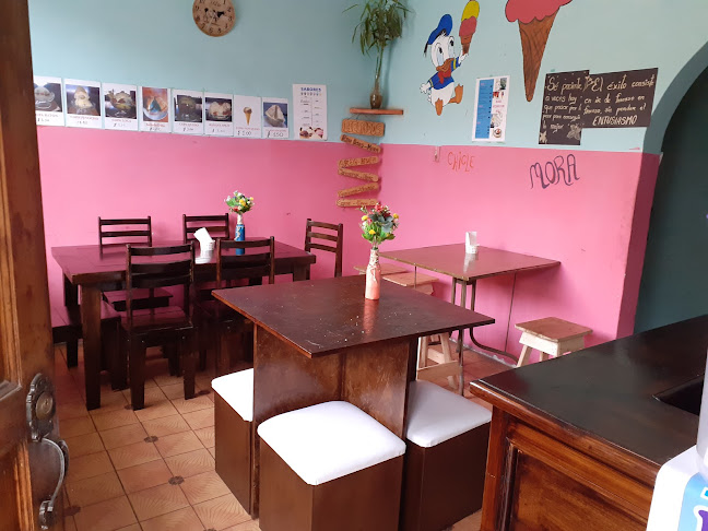 GUVI-Heladería y Cafetería "helados de paila con queso"