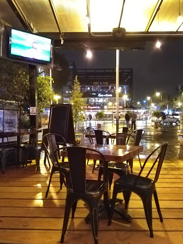 Urban Kitchen & Bar - Quito