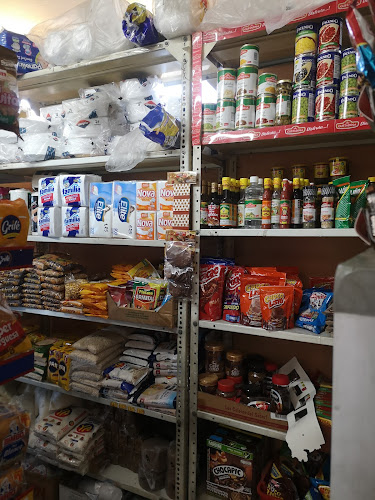 Opinii despre Panaderia y Viveres Holandesa în Quito - Gastronomía y hostelería