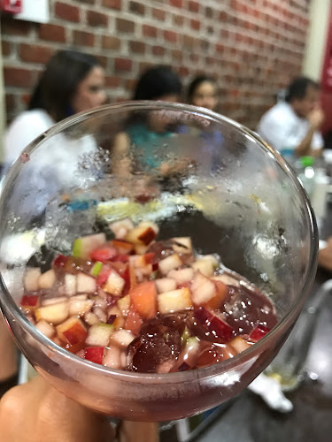 Pyros Parrilla y Arroces - Gastronomía y hostelería