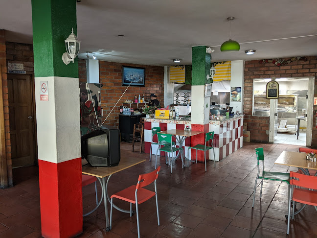 Virgen De Bronce, Av. Fray Vicente Solano 8-51, Cuenca 010203