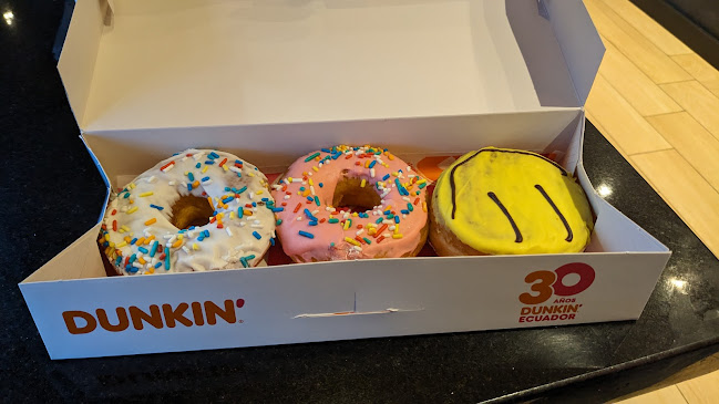 Opinii despre Dunkin' Donuts CCI în Quito - Gastronomía y hostelería