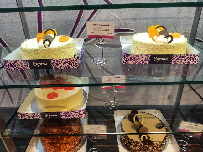 Av. Portugal E9-59 y, Quito 170135