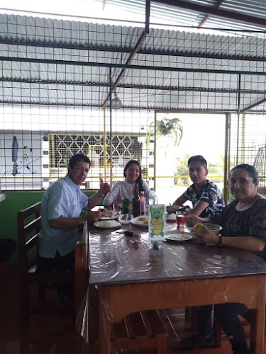 Opinii despre Paradero El Sapito în La Maná - Gastronomía y hostelería