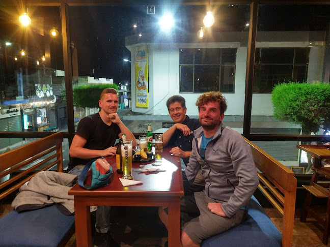 Opinii despre Bar KARAOKE în Baños de Agua Santa - Gastronomía y hostelería