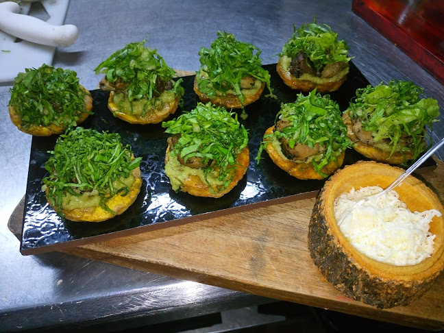 Tres Mosqueteros Resto Bar