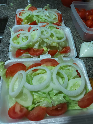 PIZZA Y MAS......... - Ambato